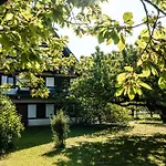 Gaestehaus Obsthof Gottenheim