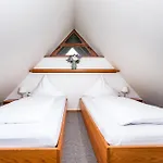 Guest house Gaestehaus Obsthof