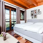 Gaestehaus Obsthof بيت ضيافة Gottenheim