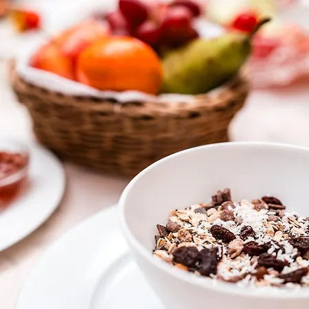 Πανσιόν Gaestehaus Obsthof 3*