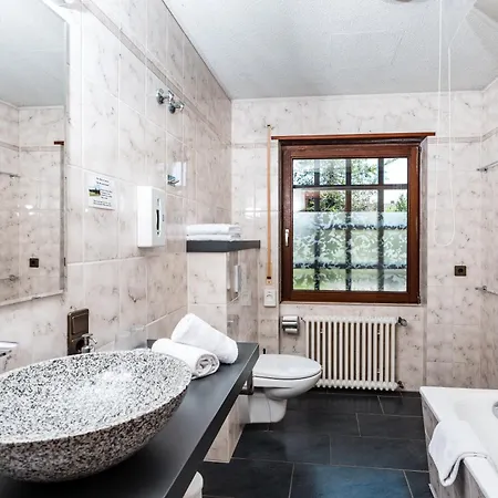 Gaestehaus Obsthof 3* Gottenheim