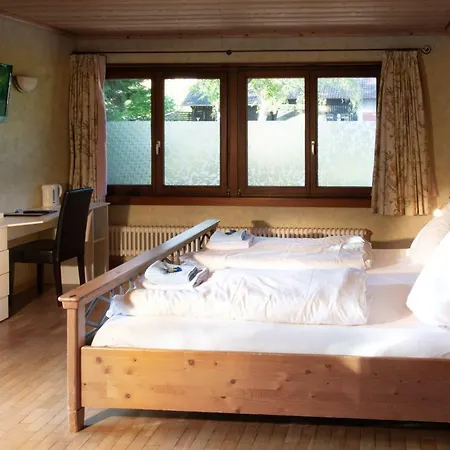 Gaestehaus Obsthof Guest house Gottenheim